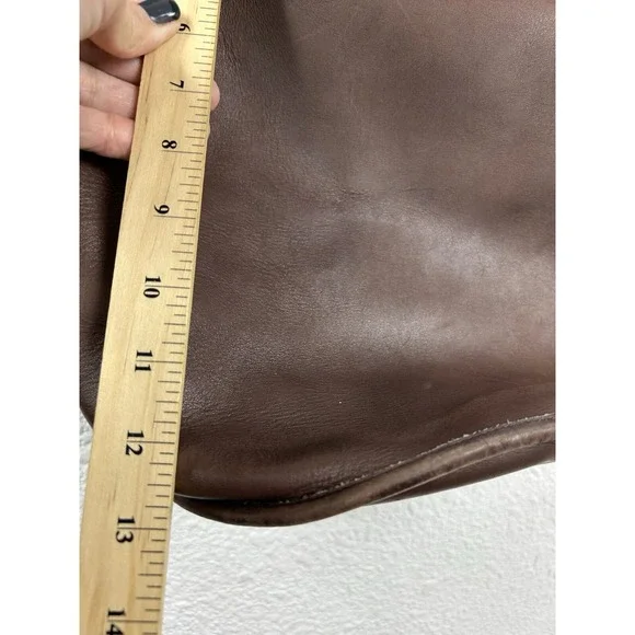 Vintage Coach Duffle Sac Bucket 9028 Brown Leather Shoulder Bag Purse USA Made - Picture 4 of 13